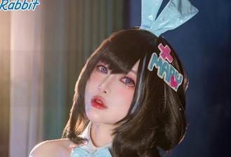 你没看错！Tiny Asa的绝妙裤里丝，让免费写真帮你燃起时尚小火花