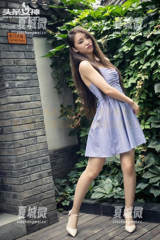 TouTiao头条女神 - 李丽莎穿旗袍：那些高清图片让我意识到，衣服真能改造人！