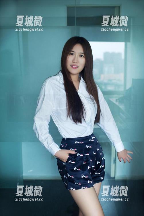 TuiGirl - 赵惟依在学姐的美图中，谁还敢说书呆子不迷人！