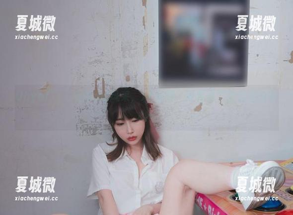 Uhye(이유혜)的cos风采，JK系列，简直是二次元里的安心…