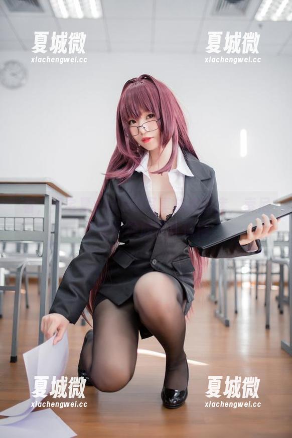 看，把宅夏yoko的写真放进图库，索尼子的经典旗袍真值得