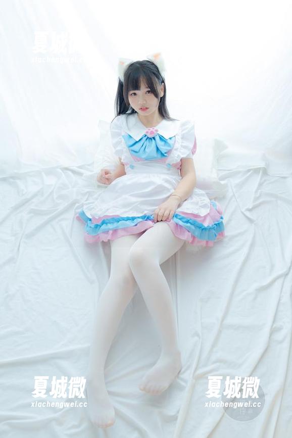 少女秩序 - 白裙写真，乐栀带你走入那种随风而舞的快感！