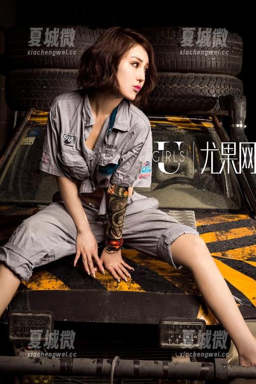 尤果网-张美荧 尤果网 - 白裙作品集,让我们试着解读张美荧隐藏在其中的俏皮吧!