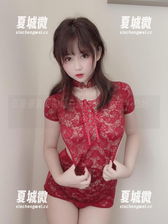 在是依酱吖的纯白图包中，找寻“白纱”交织的不同面。