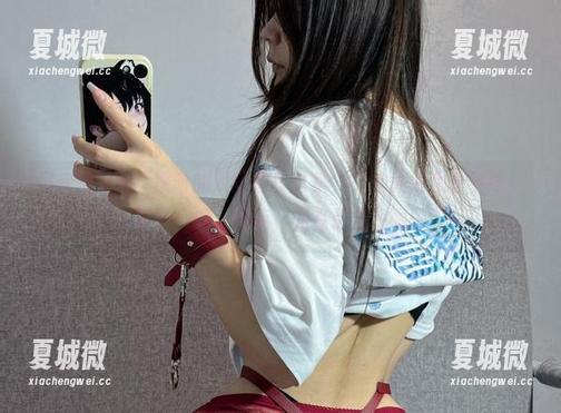 微密圈 - 桃沢樱呀的双马尾写真集，它在挑逗我的视线，轻轻一摆，好嘛，是在引导我啊！