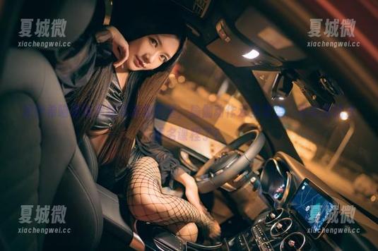 源纱希喵喵喵最新写真集在望，瑜伽动作云里雾里，可能我该去报名课程了？