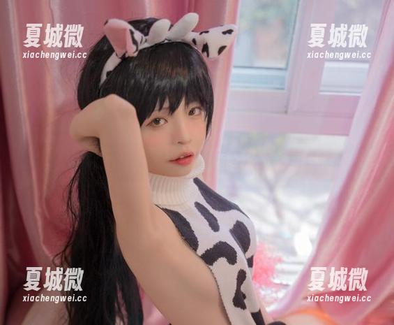 连体衣风骚？疾走可可的私房图包让人意犹未尽。