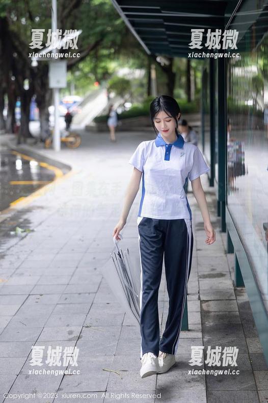 秀人网 - 图集在手，私拍正好——Sissi诗诗的美足显得那么不经意