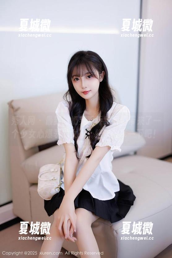 秀人网 - 最新的奶芙乔乔给我们带来了一个少女心爆表的女孩，快来分享一下吧！