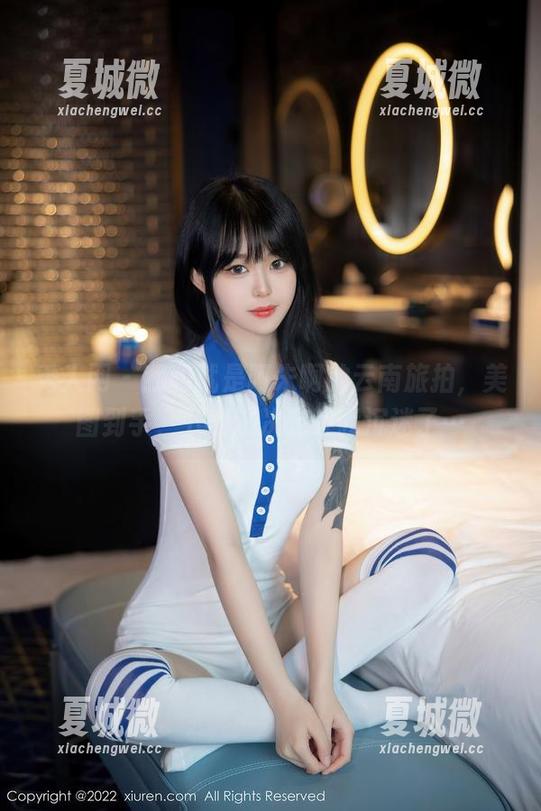 秀人网 - 我和就是阿朱啊的云南旅拍，美图到手，下载这决定让我沉迷了…