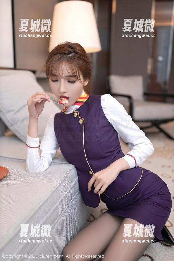 秀人网 - 泳池里的徐莉芝Booty，难道是水中施展的全套舞步？！