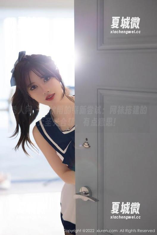 秀人网 - 陈秋雨的崭新尝试：网袜搭建的无圣光合辑，有点意思！