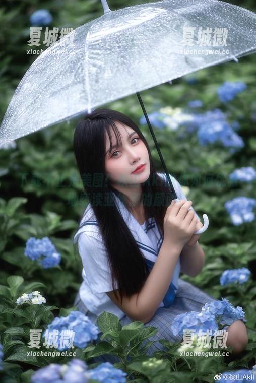 下载不止是美图！秋山AkI教你如何优雅地亵渎亚丝娜的颜面！
