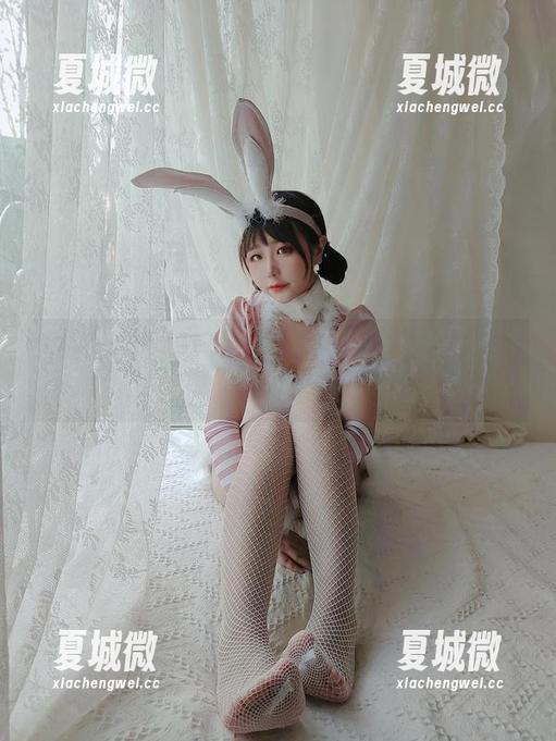 穆零Mu0带来《TheWhiteRose》更新：果然花朵也是要拍真相的！