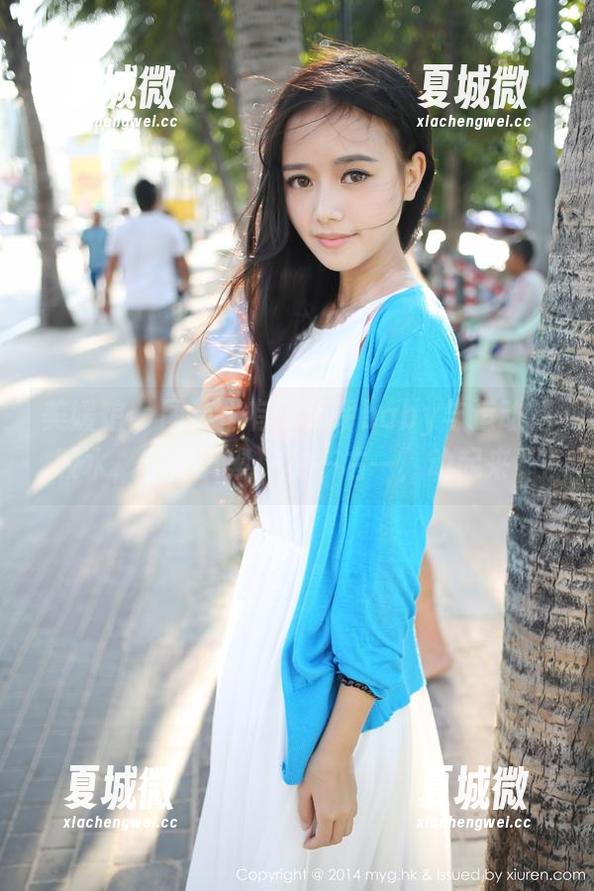 美媛馆 - 图集里有沫晓伊baby与运动的胶水，粘得真紧，左一右一，动起来！