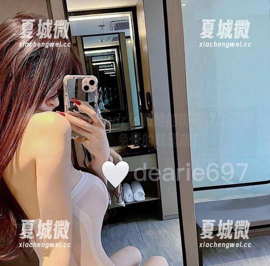 微密圈 - 脸红Dearie和她的斑马纹比基尼：套图，免费的味道哦！