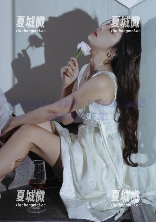 苏嫣qvq女仆装套图，下载后我幻想自己是绿茶界的女主角！