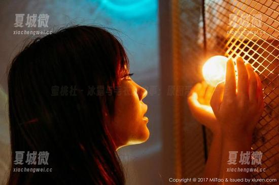 蜜桃社 - 冰露与毛衣的故事：原图带我走一走